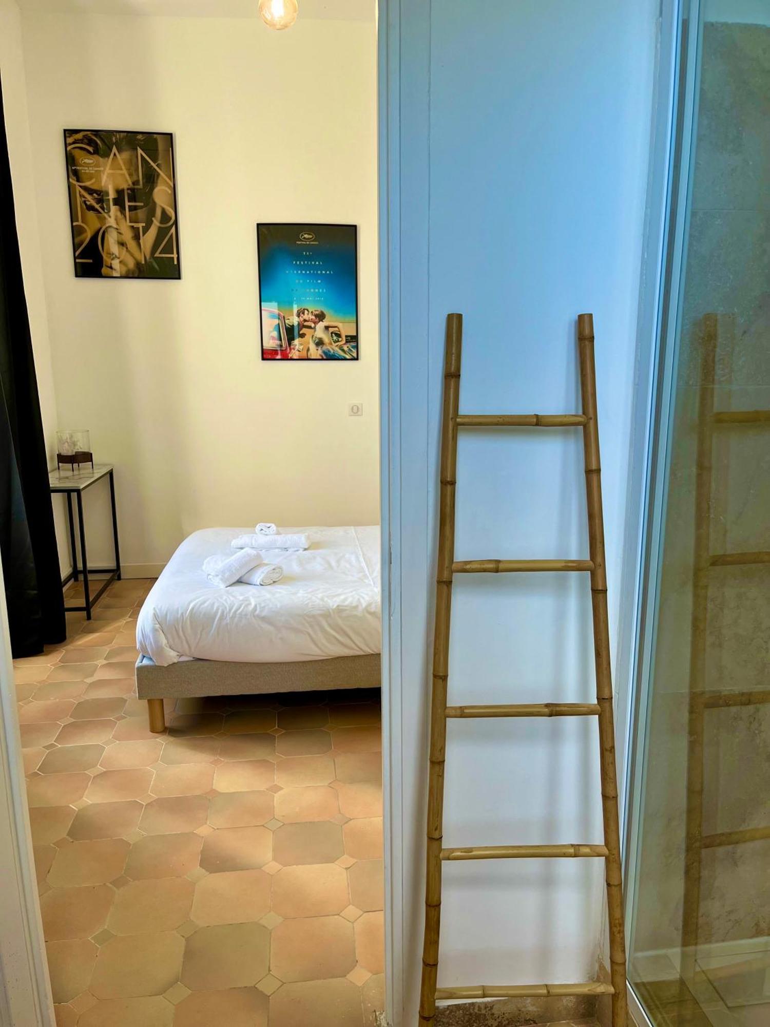 Villa Les Roches Mandelieu Esterno foto