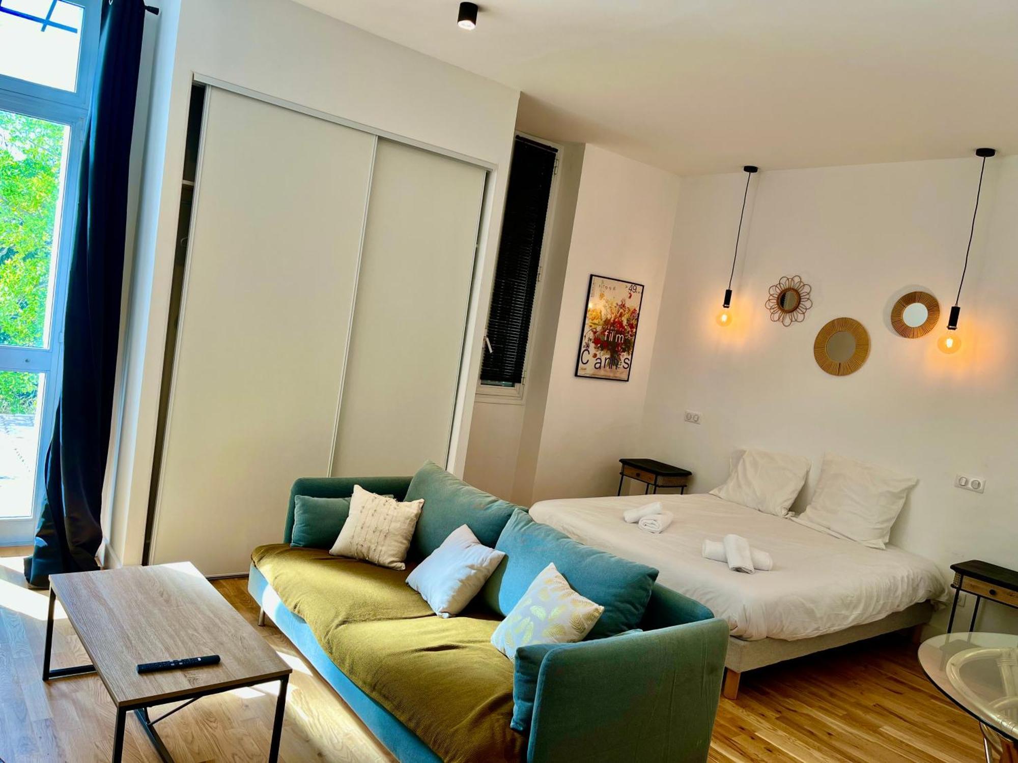 Villa Les Roches Mandelieu Esterno foto