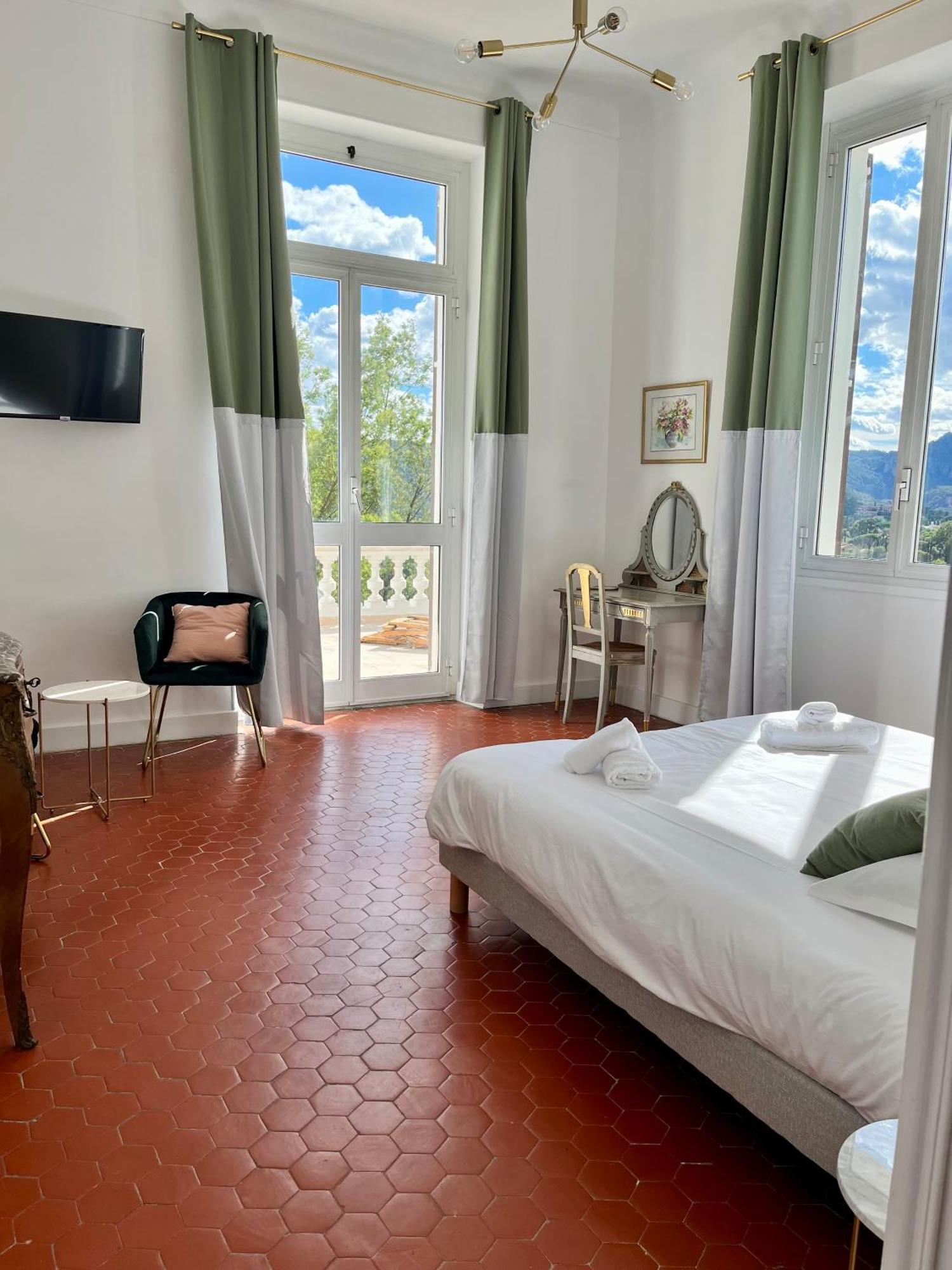 Villa Les Roches Mandelieu Esterno foto